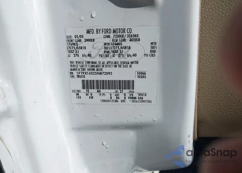 2005 Ford F-150 Fx4/Lariat/Xl/Xlt from USA, damaged, VIN 1FTPX14525NB72093